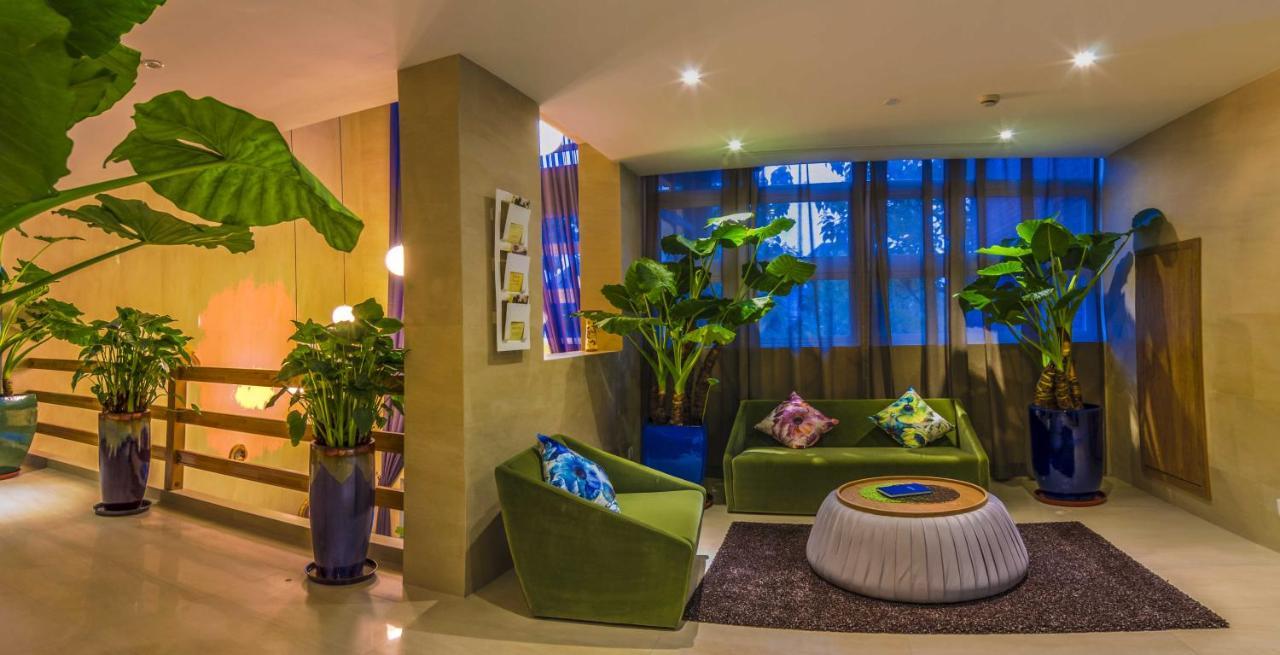Finity Hotel Songjiang Exteriör bild