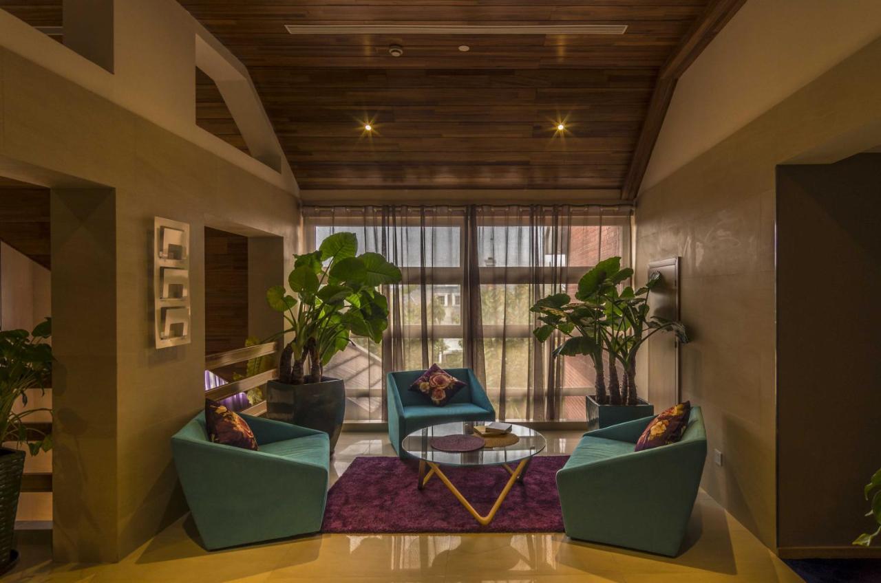Finity Hotel Songjiang Exteriör bild