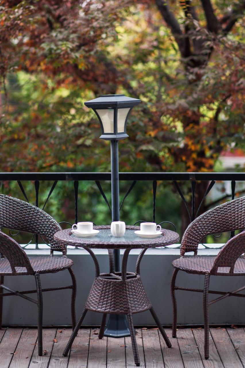 Finity Hotel Songjiang Exteriör bild